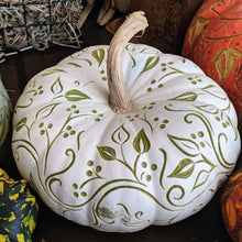 Load image into Gallery viewer, Pumpkin Etching Classes -  Sept 29,  Oct 13, Oct 27, or Nov 3
